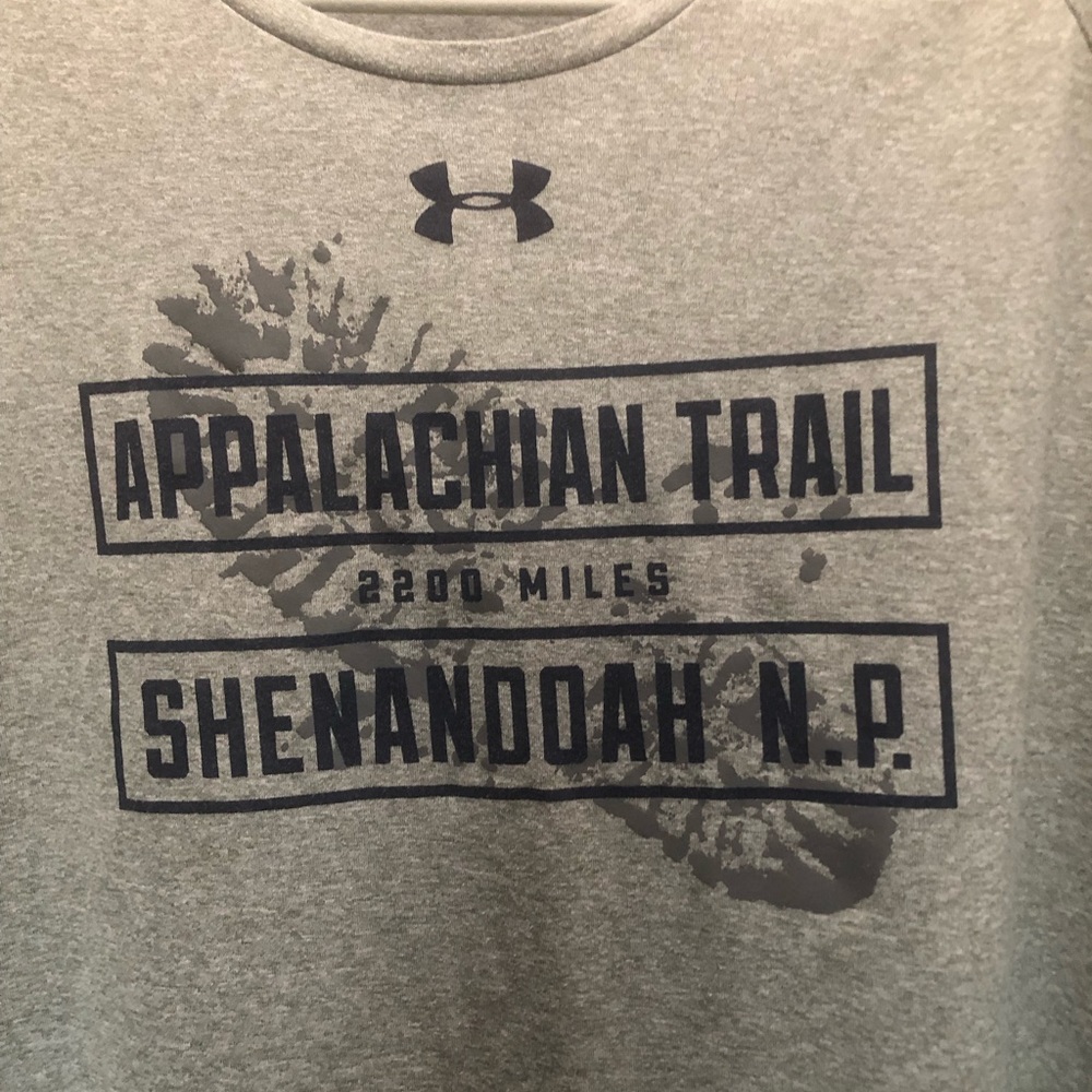 Men’s under Armour shirt - Picture 2 of 4